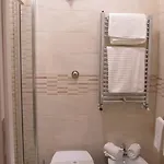 ゲストハウス トレヴィ エレガンス スイート ローマ