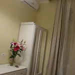 ゲストハウス トレヴィ エレガンス スイート 4*