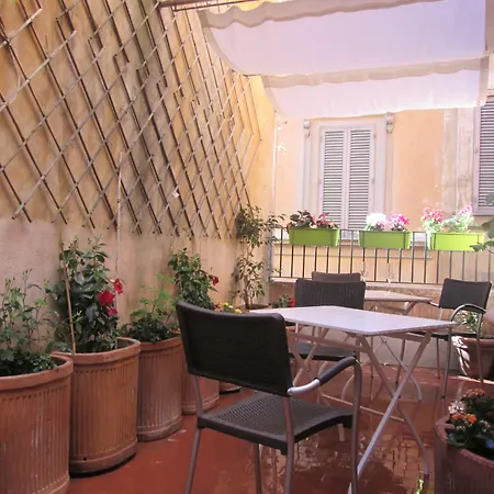 Trevi Elegance Guest house
