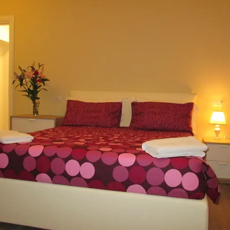 Trevi Elegance Konukevi 4*